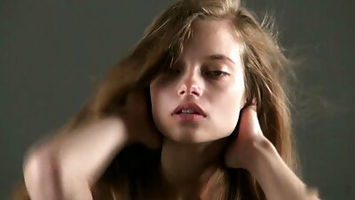 Le regine del porno volgare video sesso anale amatoriale italiano vengono scopate in un trio