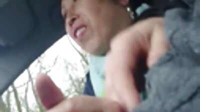 Il ragazzo video porno di sesso anale bianco tradisce il bimbo GF con una bomba nera paffuta
